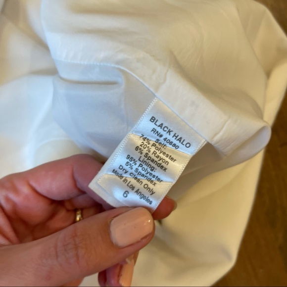 BLACK HALO EVE LA REINA GOWN - Picture 7 of 12